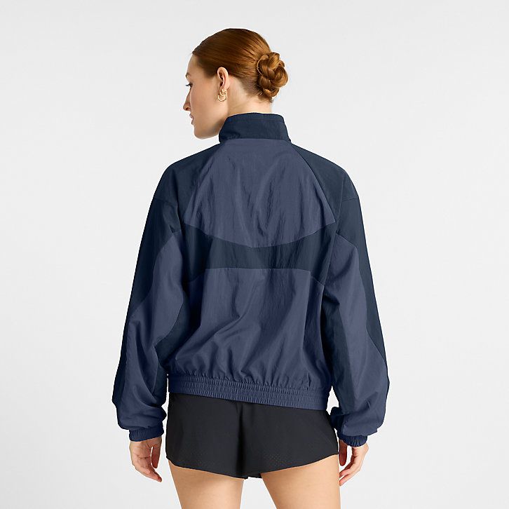 Lightweight Windbreaker
